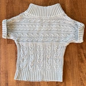 Short sleeve grey sweater
